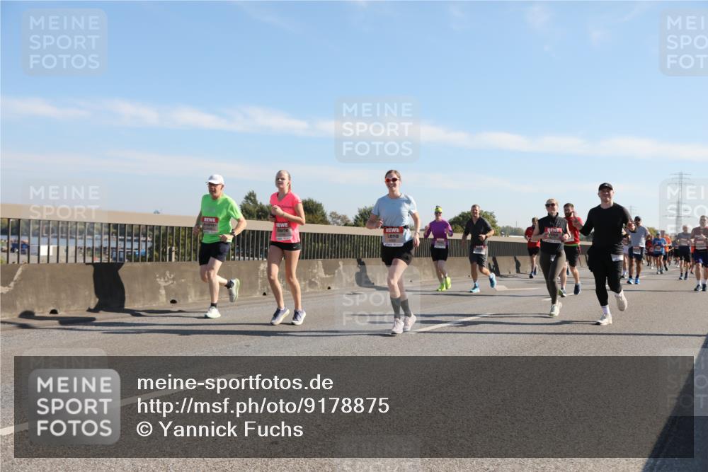 03.10.2025 - Köhlbrandbrückenlauf Yannick Fuchs http://msf.ph/oto/9178875 03.10.2025 11:18:37 Position 3  meine-sportfotos.de