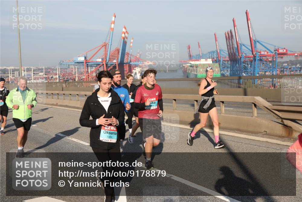 03.10.2025 - Köhlbrandbrückenlauf Yannick Fuchs http://msf.ph/oto/9178879 03.10.2025 08:50:57 Position 2 1484 meine-sportfotos.de