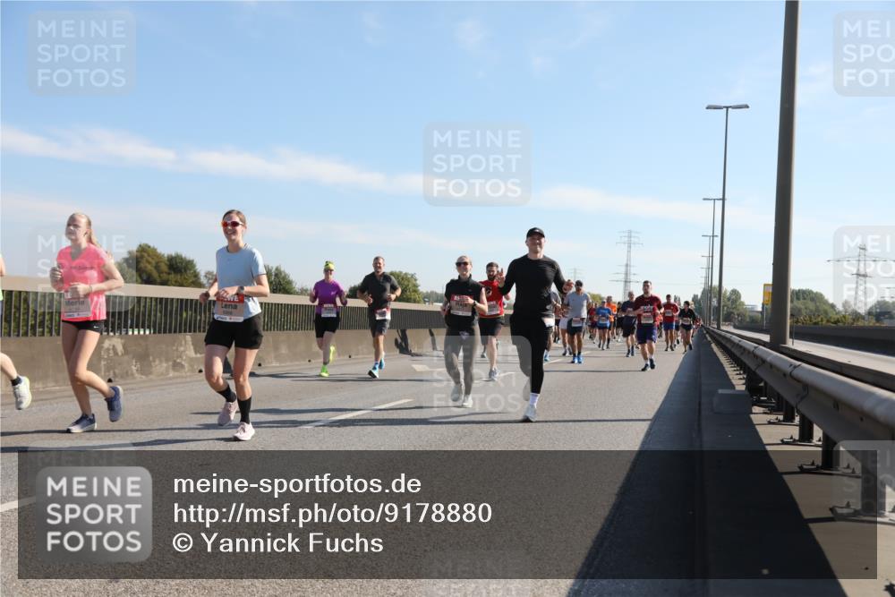 03.10.2025 - Köhlbrandbrückenlauf Yannick Fuchs http://msf.ph/oto/9178880 03.10.2025 11:18:38 Position 3 6068 meine-sportfotos.de