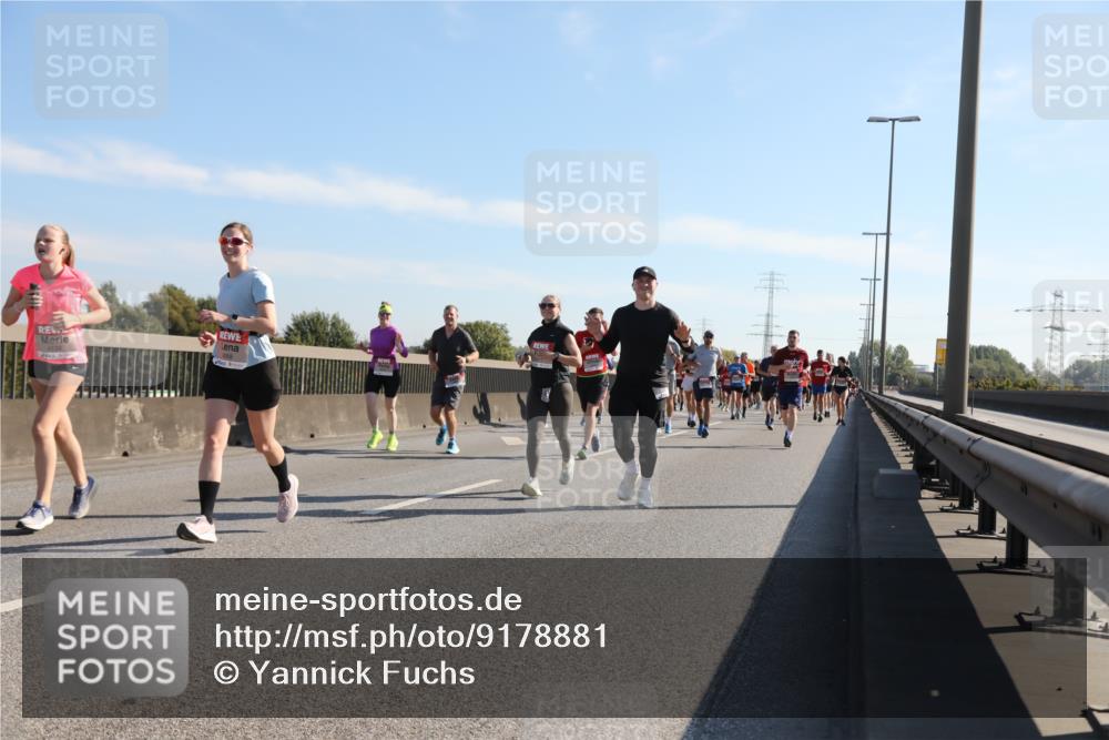 03.10.2025 - Köhlbrandbrückenlauf Yannick Fuchs http://msf.ph/oto/9178881 03.10.2025 11:18:38 Position 3  meine-sportfotos.de