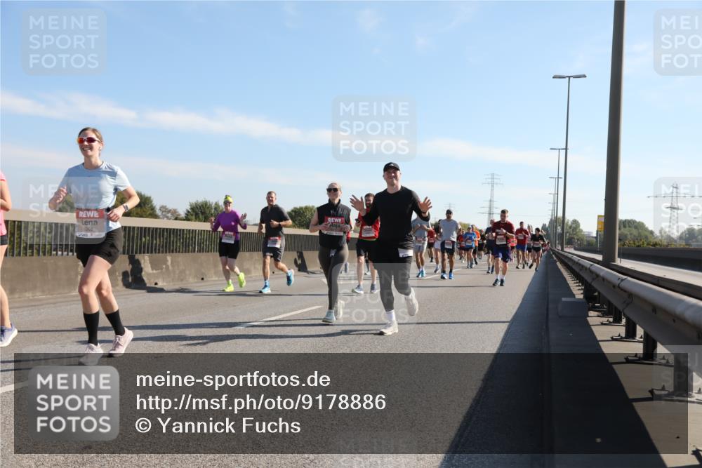 03.10.2025 - Köhlbrandbrückenlauf Yannick Fuchs http://msf.ph/oto/9178886 03.10.2025 11:18:38 Position 3 6068 meine-sportfotos.de