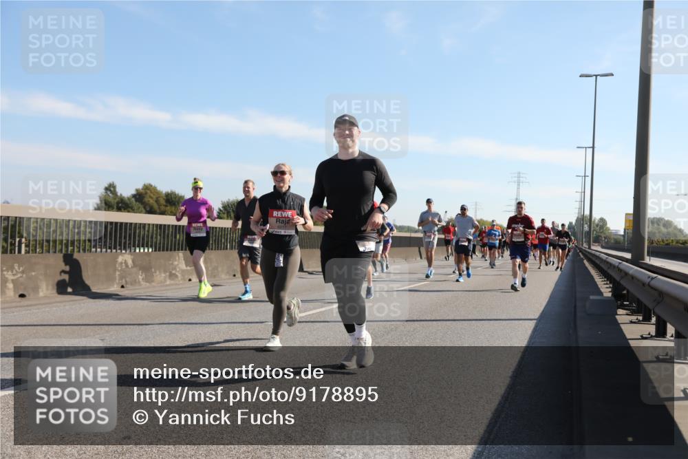 03.10.2025 - Köhlbrandbrückenlauf Yannick Fuchs http://msf.ph/oto/9178895 03.10.2025 11:18:39 Position 3  meine-sportfotos.de