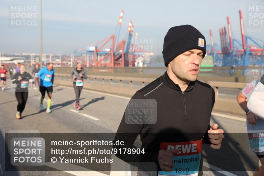 03.10.2025 - Köhlbrandbrückenlauf Yannick Fuchs http://msf.ph/oto/9178904 03.10.2025 08:51:01 Position 2 1810, 184 meine-sportfotos.de