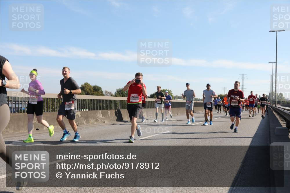 03.10.2025 - Köhlbrandbrückenlauf Yannick Fuchs http://msf.ph/oto/9178912 03.10.2025 11:18:40 Position 3  meine-sportfotos.de
