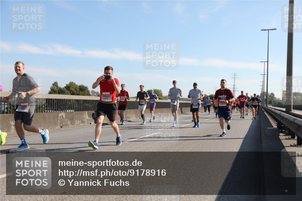 03.10.2025 - Köhlbrandbrückenlauf Yannick Fuchs http://msf.ph/oto/9178916 03.10.2025 11:18:40 Position 3  meine-sportfotos.de