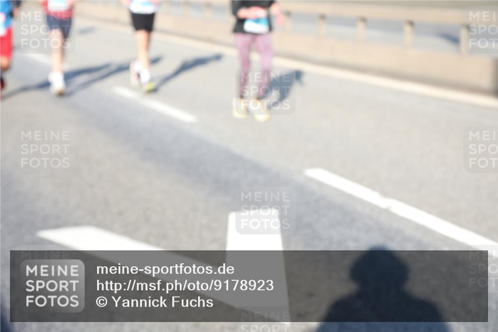 03.10.2025 - Köhlbrandbrückenlauf Yannick Fuchs http://msf.ph/oto/9178923 03.10.2025 08:51:07 Position 2  meine-sportfotos.de