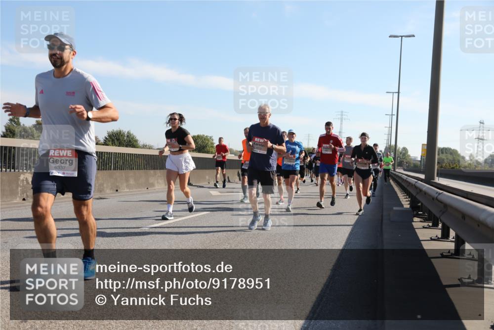 03.10.2025 - Köhlbrandbrückenlauf Yannick Fuchs http://msf.ph/oto/9178951 03.10.2025 11:18:44 Position 3 6337, 4513 meine-sportfotos.de