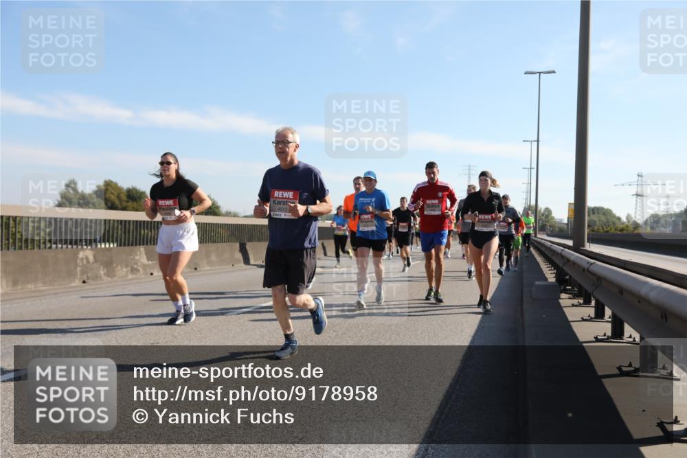 03.10.2025 - Köhlbrandbrückenlauf Yannick Fuchs http://msf.ph/oto/9178958 03.10.2025 11:18:45 Position 3 4513 meine-sportfotos.de