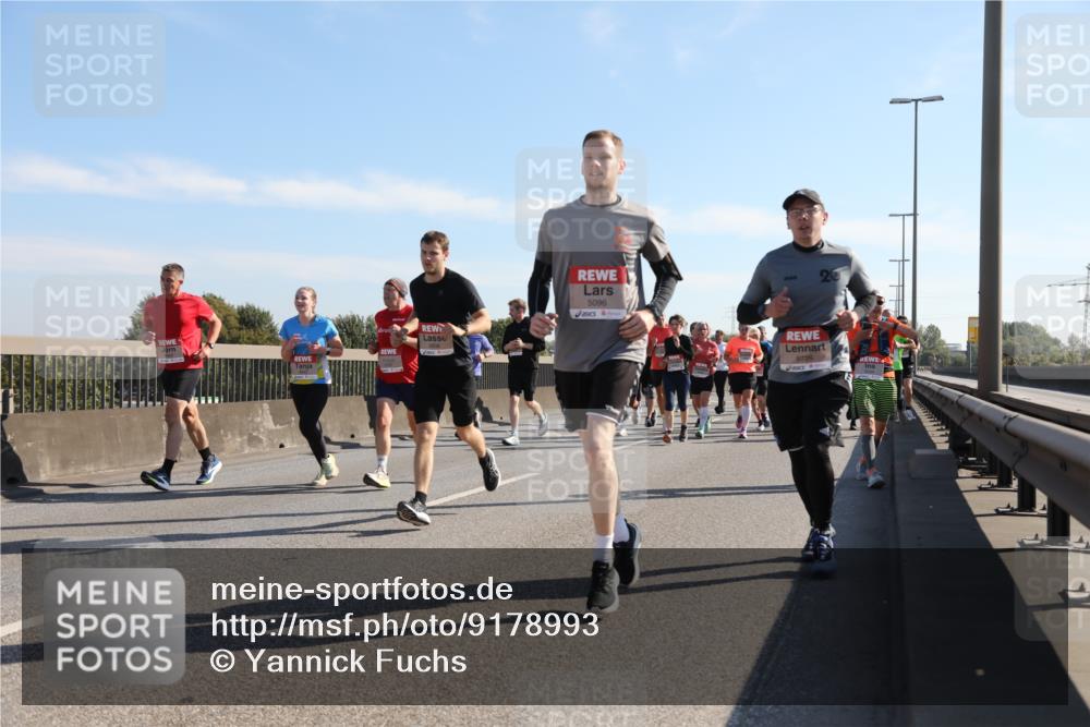 03.10.2025 - Köhlbrandbrückenlauf Yannick Fuchs http://msf.ph/oto/9178993 03.10.2025 11:18:48 Position 3 20, 5096, 5726 meine-sportfotos.de
