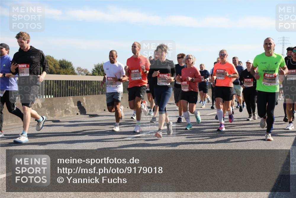 03.10.2025 - Köhlbrandbrückenlauf Yannick Fuchs http://msf.ph/oto/9179018 03.10.2025 11:18:50 Position 3 6849, 6781, 6040, 4406, 5245, 4454 meine-sportfotos.de