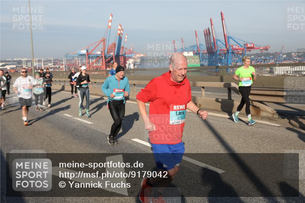 03.10.2025 - Köhlbrandbrückenlauf Yannick Fuchs http://msf.ph/oto/9179042 03.10.2025 08:51:29 Position 2 3172 meine-sportfotos.de