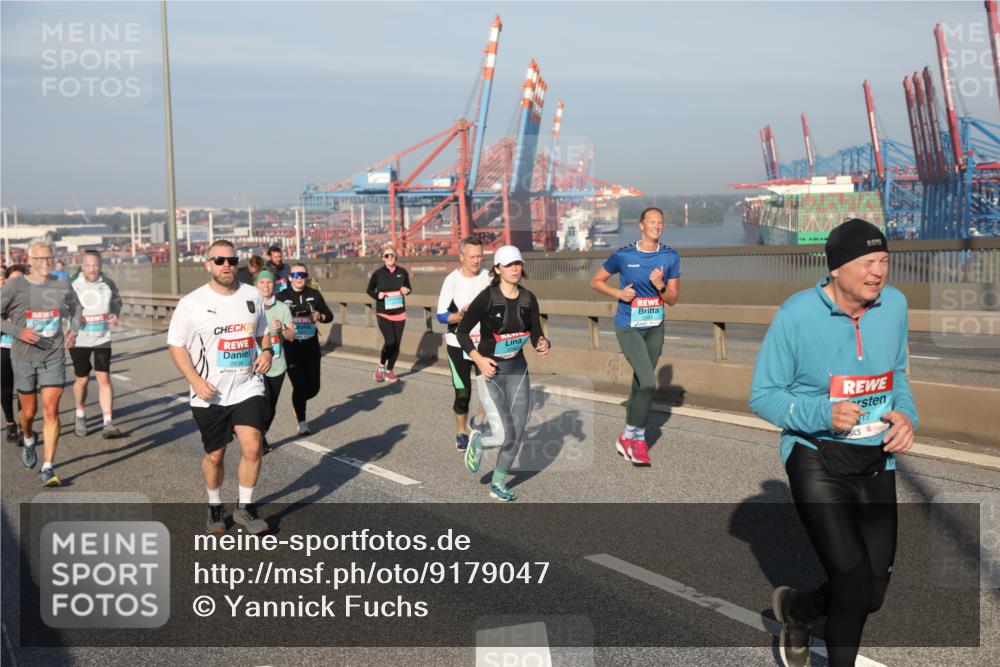 03.10.2025 - Köhlbrandbrückenlauf Yannick Fuchs http://msf.ph/oto/9179047 03.10.2025 08:51:30 Position 2 2 meine-sportfotos.de
