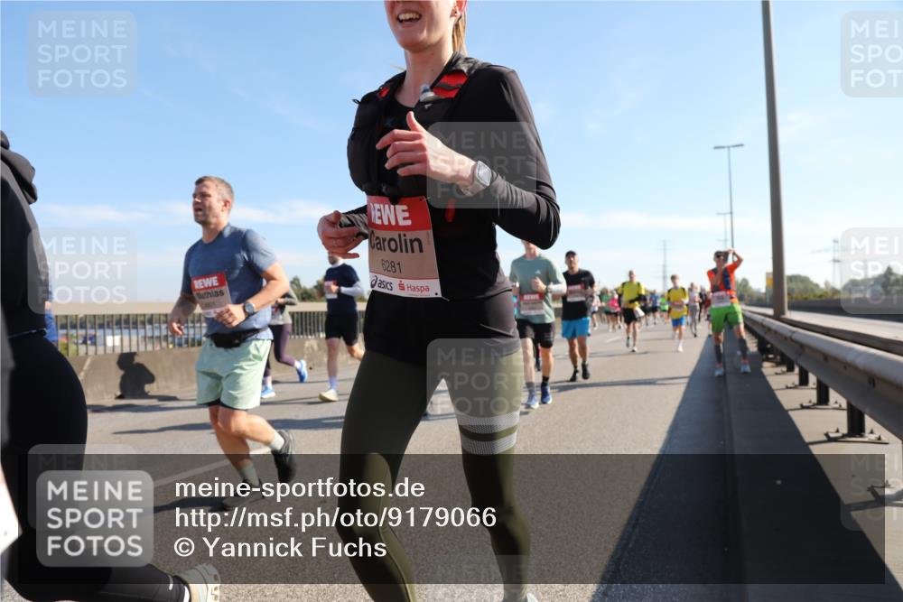 03.10.2025 - Köhlbrandbrückenlauf Yannick Fuchs http://msf.ph/oto/9179066 03.10.2025 11:18:54 Position 3 6281 meine-sportfotos.de