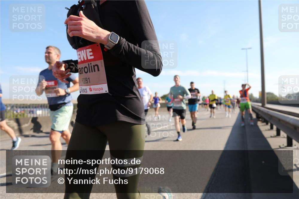 03.10.2025 - Köhlbrandbrückenlauf Yannick Fuchs http://msf.ph/oto/9179068 03.10.2025 11:18:54 Position 3 281 meine-sportfotos.de