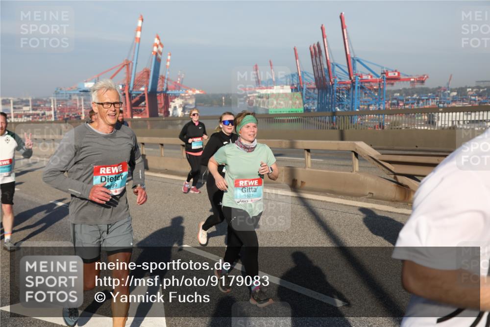 03.10.2025 - Köhlbrandbrückenlauf Yannick Fuchs http://msf.ph/oto/9179083 03.10.2025 08:51:33 Position 2 1899, 1607 meine-sportfotos.de