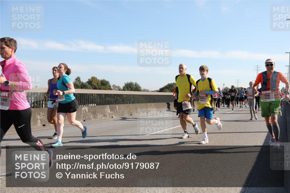 03.10.2025 - Köhlbrandbrückenlauf Yannick Fuchs http://msf.ph/oto/9179087 03.10.2025 11:18:57 Position 3 799, 6069 meine-sportfotos.de