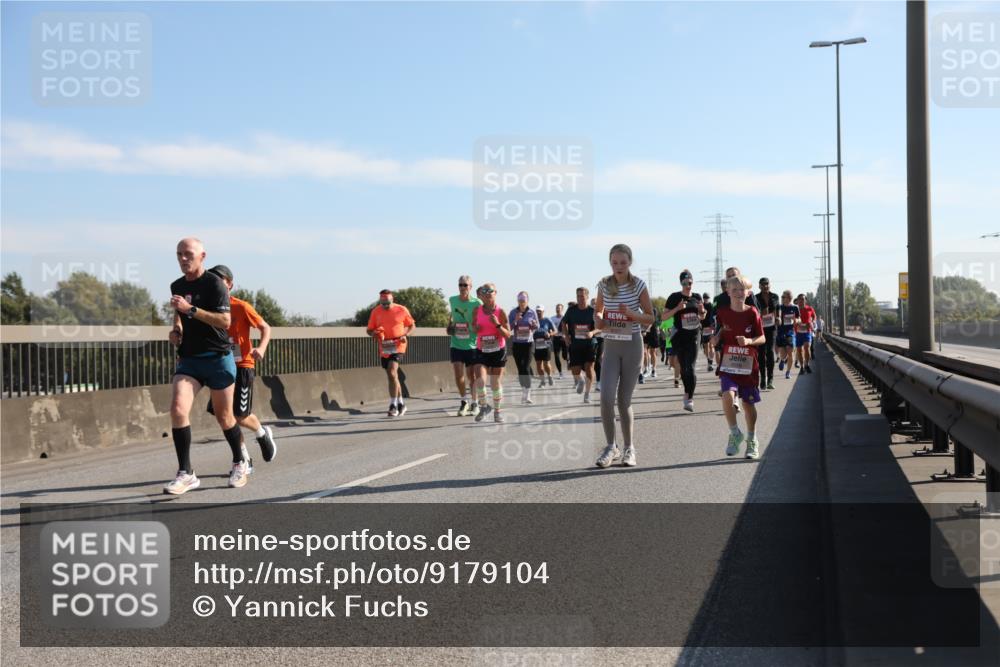 03.10.2025 - Köhlbrandbrückenlauf Yannick Fuchs http://msf.ph/oto/9179104 03.10.2025 11:18:58 Position 3  meine-sportfotos.de