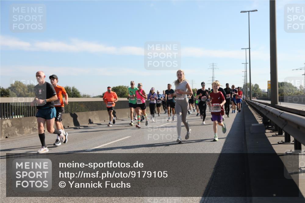 03.10.2025 - Köhlbrandbrückenlauf Yannick Fuchs http://msf.ph/oto/9179105 03.10.2025 11:18:59 Position 3 6057 meine-sportfotos.de