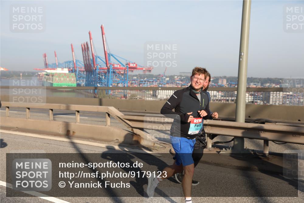 03.10.2025 - Köhlbrandbrückenlauf Yannick Fuchs http://msf.ph/oto/9179123 03.10.2025 08:51:38 Position 2 1561, 18 meine-sportfotos.de