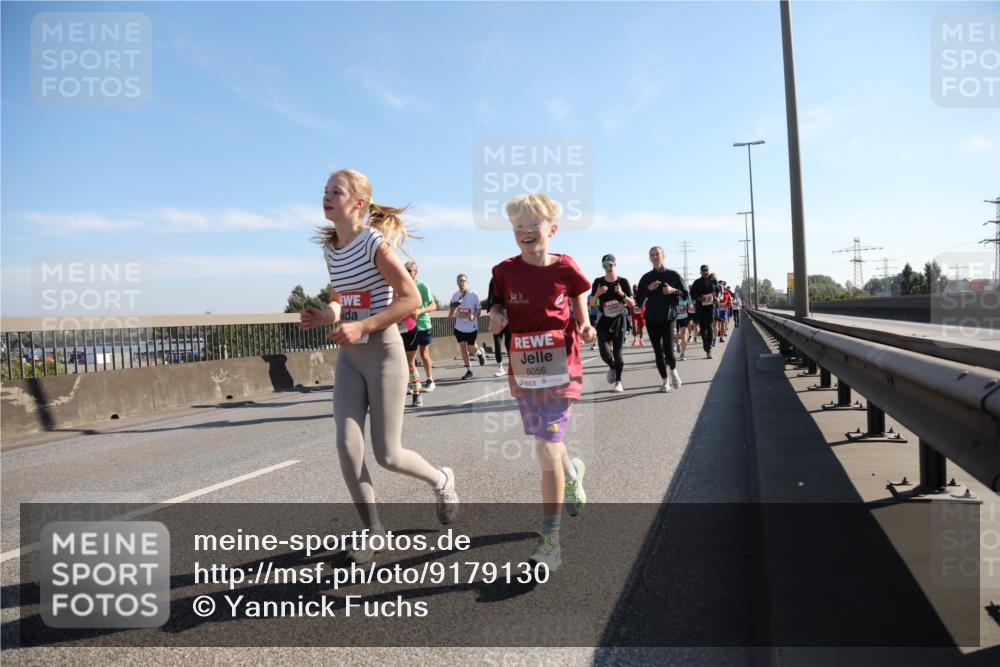 03.10.2025 - Köhlbrandbrückenlauf Yannick Fuchs http://msf.ph/oto/9179130 03.10.2025 11:19:01 Position 3 6056 meine-sportfotos.de