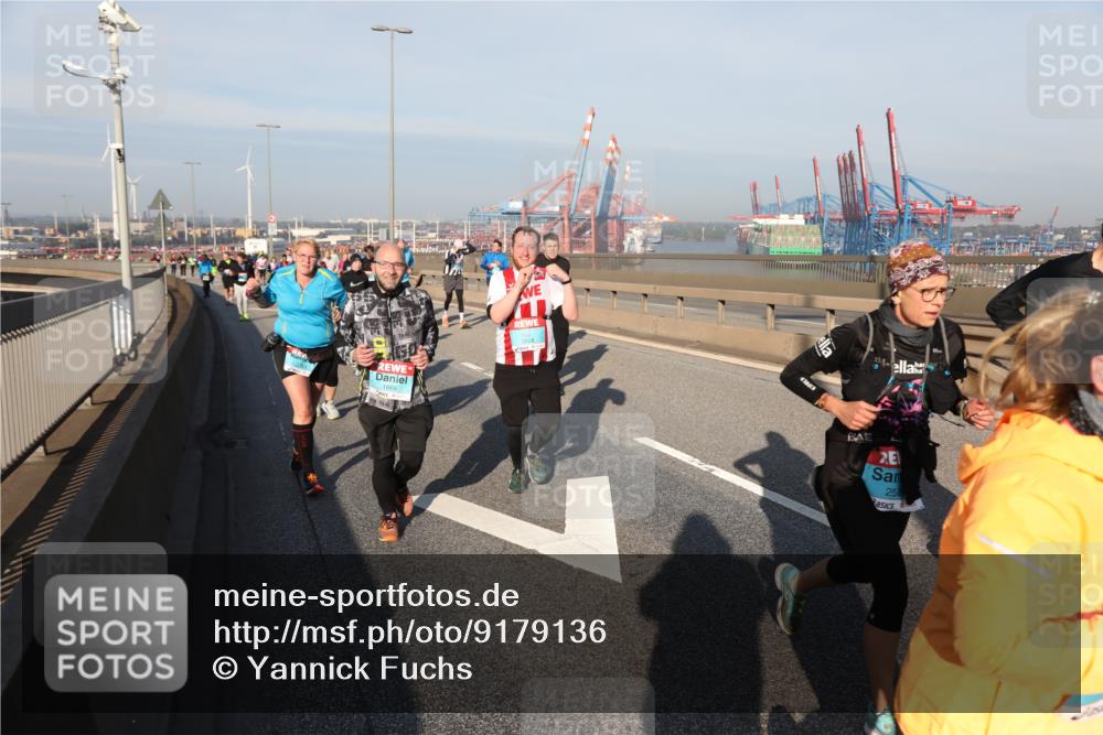 03.10.2025 - Köhlbrandbrückenlauf Yannick Fuchs http://msf.ph/oto/9179136 03.10.2025 08:51:39 Position 2  meine-sportfotos.de