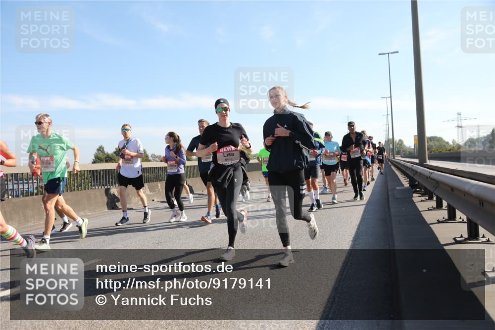 03.10.2025 - Köhlbrandbrückenlauf Yannick Fuchs http://msf.ph/oto/9179141 03.10.2025 11:19:02 Position 3 6487 meine-sportfotos.de