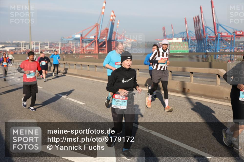 03.10.2025 - Köhlbrandbrückenlauf Yannick Fuchs http://msf.ph/oto/9179172 03.10.2025 08:51:43 Position 2 2076 meine-sportfotos.de