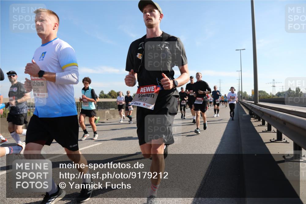 03.10.2025 - Köhlbrandbrückenlauf Yannick Fuchs http://msf.ph/oto/9179212 03.10.2025 11:19:08 Position 3 6083, 5617 meine-sportfotos.de