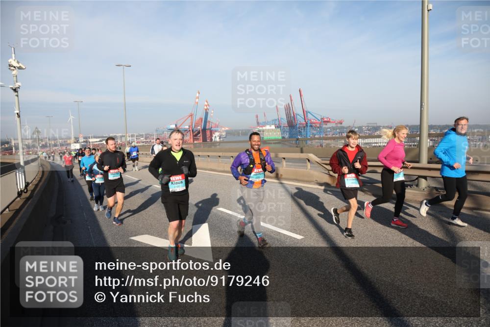 03.10.2025 - Köhlbrandbrückenlauf Yannick Fuchs http://msf.ph/oto/9179246 03.10.2025 08:51:51 Position 2 2180 meine-sportfotos.de