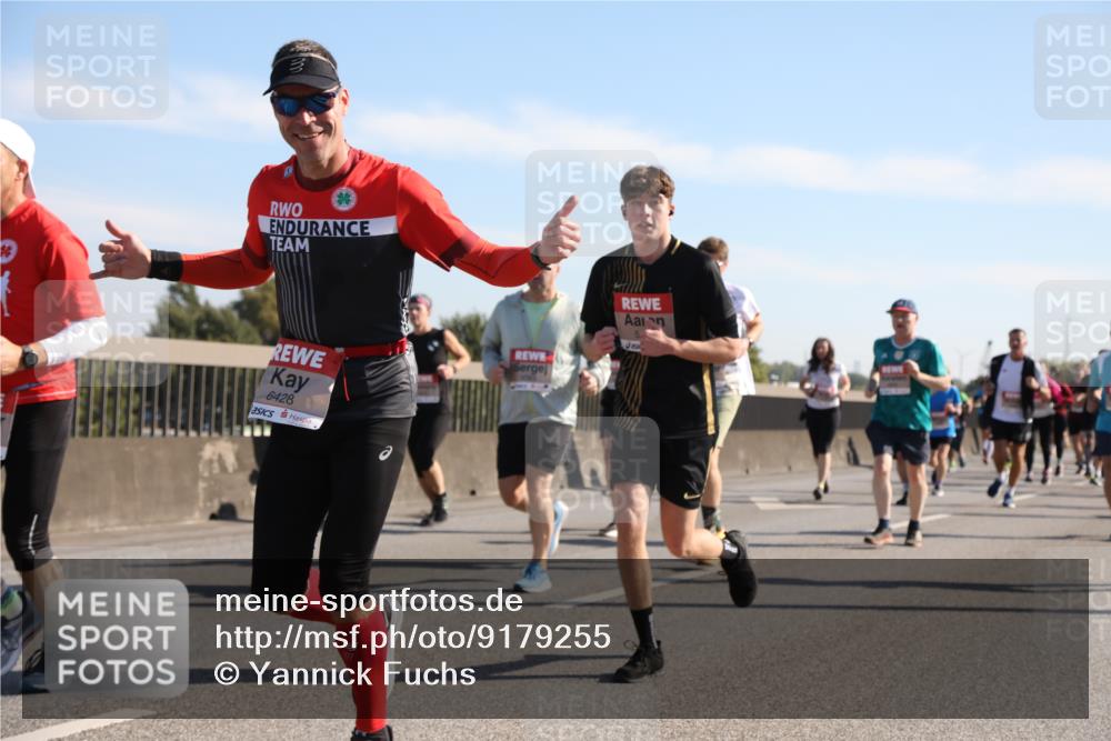 03.10.2025 - Köhlbrandbrückenlauf Yannick Fuchs http://msf.ph/oto/9179255 03.10.2025 11:19:13 Position 3 6428 meine-sportfotos.de