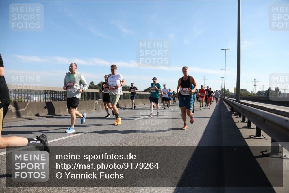 03.10.2025 - Köhlbrandbrückenlauf Yannick Fuchs http://msf.ph/oto/9179264 03.10.2025 11:19:15 Position 3  meine-sportfotos.de