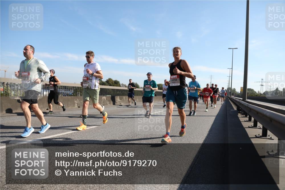 03.10.2025 - Köhlbrandbrückenlauf Yannick Fuchs http://msf.ph/oto/9179270 03.10.2025 11:19:15 Position 3 4999 meine-sportfotos.de