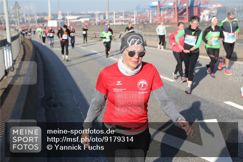 03.10.2025 - Köhlbrandbrückenlauf Yannick Fuchs http://msf.ph/oto/9179314 03.10.2025 08:52:01 Position 2  meine-sportfotos.de