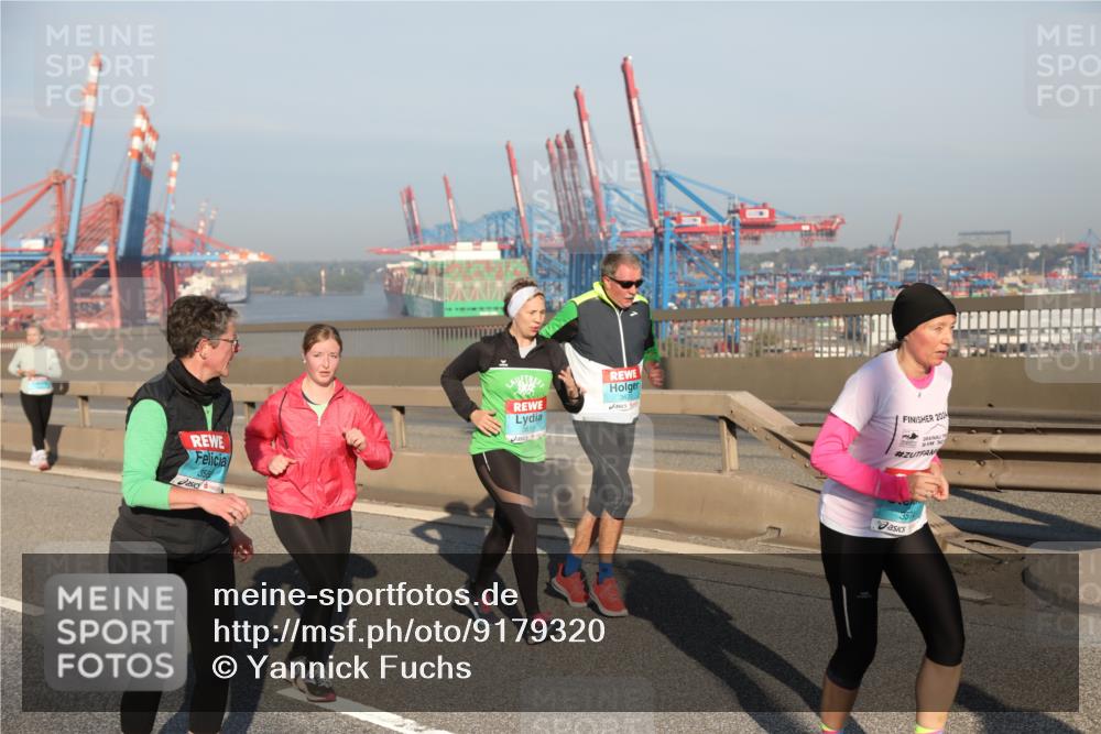 03.10.2025 - Köhlbrandbrückenlauf Yannick Fuchs http://msf.ph/oto/9179320 03.10.2025 08:52:02 Position 2 3619, 2024 meine-sportfotos.de