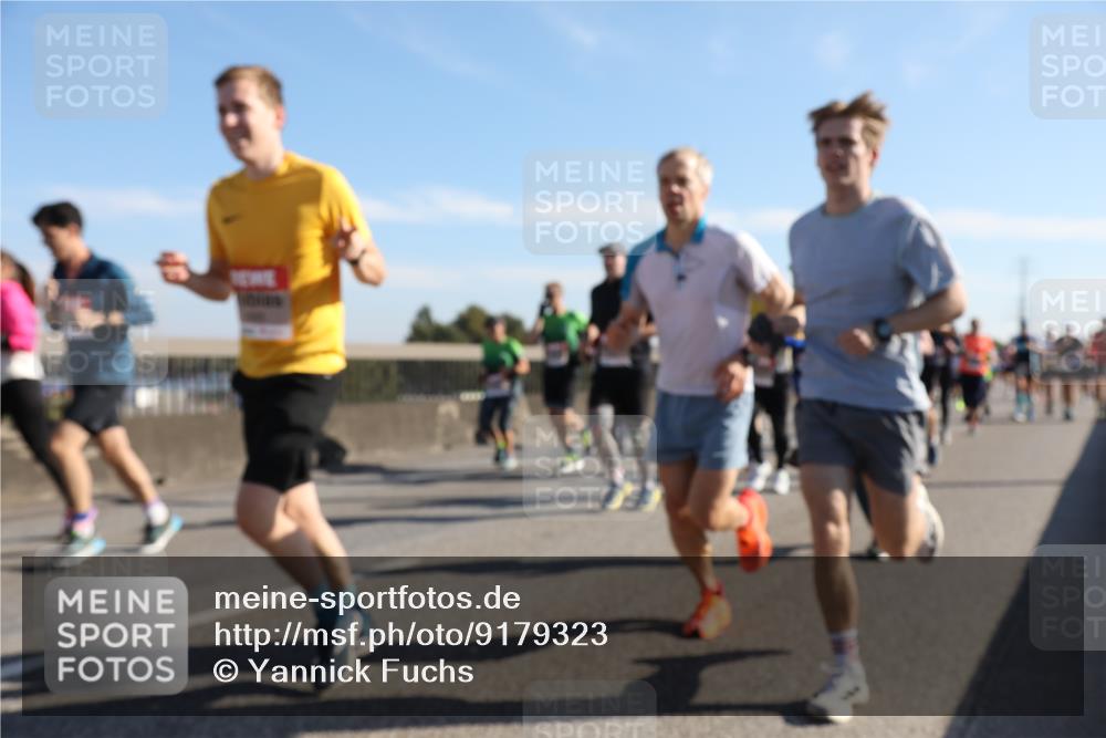 03.10.2025 - Köhlbrandbrückenlauf Yannick Fuchs http://msf.ph/oto/9179323 03.10.2025 11:19:21 Position 3  meine-sportfotos.de