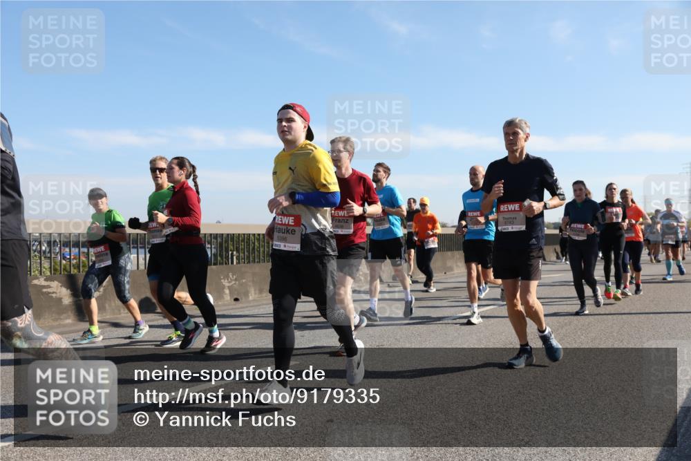 03.10.2025 - Köhlbrandbrückenlauf Yannick Fuchs http://msf.ph/oto/9179335 03.10.2025 11:19:22 Position 3 4638, 5396 meine-sportfotos.de