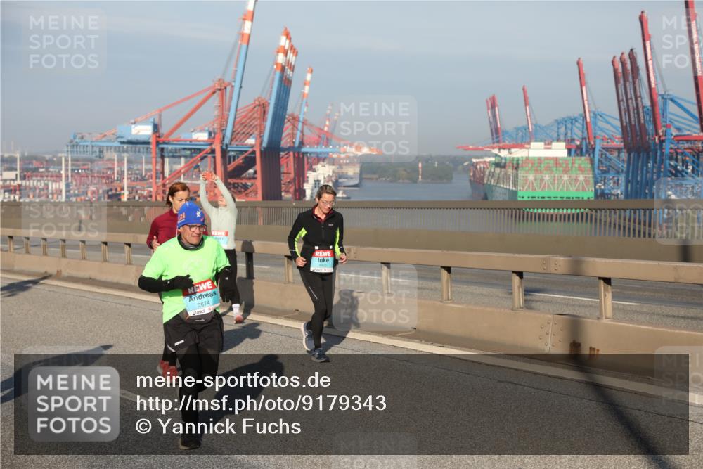 03.10.2025 - Köhlbrandbrückenlauf Yannick Fuchs http://msf.ph/oto/9179343 03.10.2025 08:52:05 Position 2 1463, 2674 meine-sportfotos.de