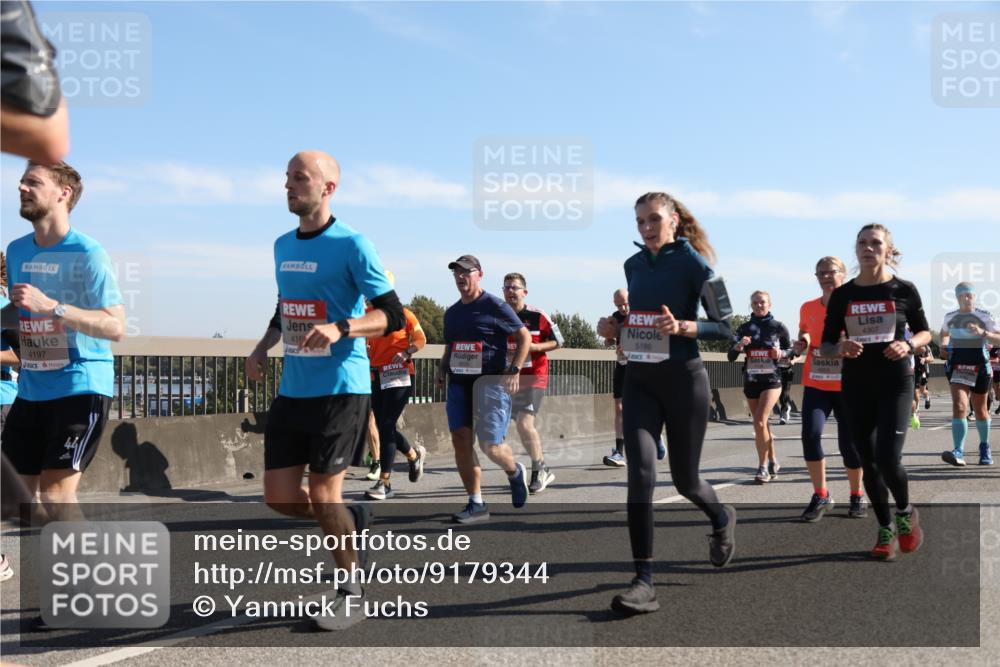 03.10.2025 - Köhlbrandbrückenlauf Yannick Fuchs http://msf.ph/oto/9179344 03.10.2025 11:19:24 Position 3 4197, 418, 44, 5186, 4307 meine-sportfotos.de