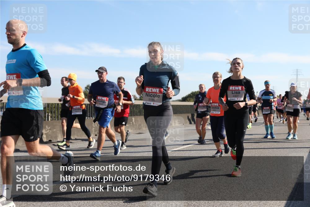 03.10.2025 - Köhlbrandbrückenlauf Yannick Fuchs http://msf.ph/oto/9179346 03.10.2025 11:19:24 Position 3 89, 5186, 4307 meine-sportfotos.de