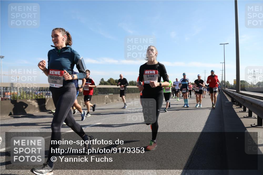 03.10.2025 - Köhlbrandbrückenlauf Yannick Fuchs http://msf.ph/oto/9179353 03.10.2025 11:19:25 Position 3 5186, 4307 meine-sportfotos.de