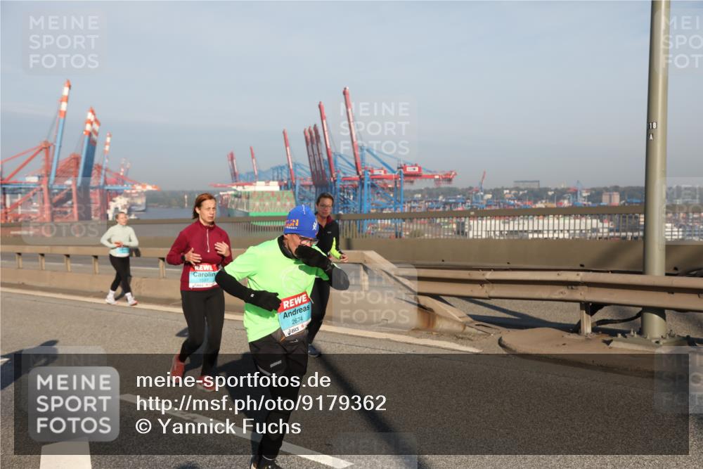 03.10.2025 - Köhlbrandbrückenlauf Yannick Fuchs http://msf.ph/oto/9179362 03.10.2025 08:52:07 Position 2 1597, 2674, 118 meine-sportfotos.de