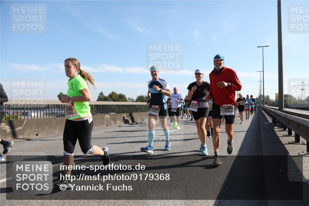 03.10.2025 - Köhlbrandbrückenlauf Yannick Fuchs http://msf.ph/oto/9179368 03.10.2025 11:19:26 Position 3 4620, 4064, 4704 meine-sportfotos.de