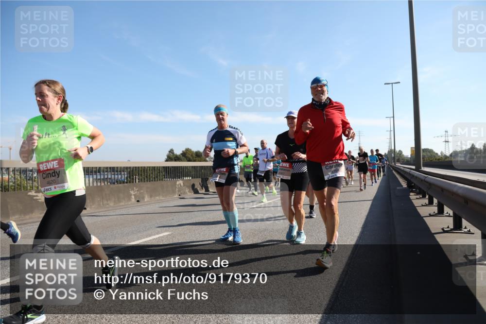 03.10.2025 - Köhlbrandbrückenlauf Yannick Fuchs http://msf.ph/oto/9179370 03.10.2025 11:19:27 Position 3 4620, 4704 meine-sportfotos.de