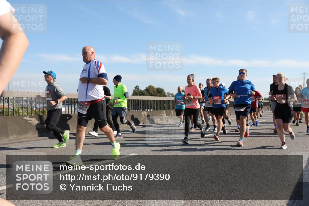 03.10.2025 - Köhlbrandbrückenlauf Yannick Fuchs http://msf.ph/oto/9179390 03.10.2025 11:19:29 Position 3 4367 meine-sportfotos.de
