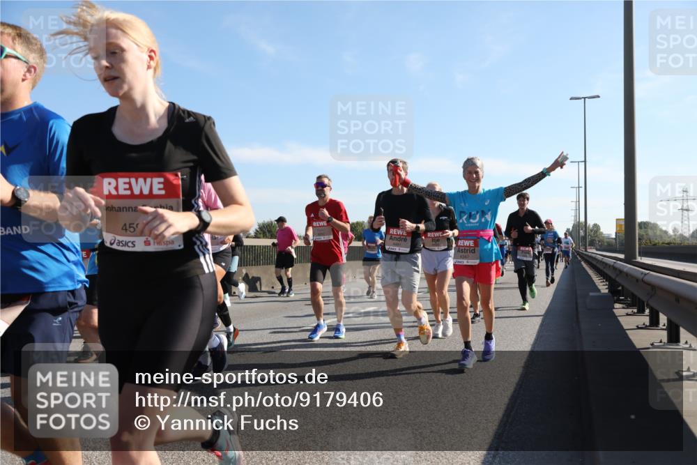 03.10.2025 - Köhlbrandbrückenlauf Yannick Fuchs http://msf.ph/oto/9179406 03.10.2025 11:19:31 Position 3 45, 4347 meine-sportfotos.de