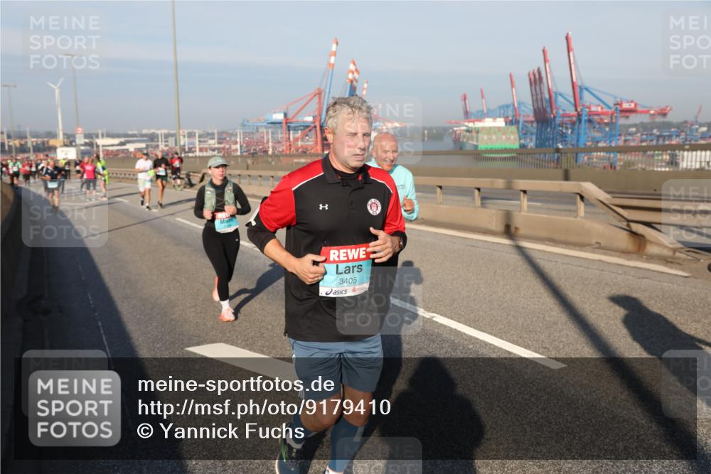 03.10.2025 - Köhlbrandbrückenlauf Yannick Fuchs http://msf.ph/oto/9179410 03.10.2025 08:52:13 Position 2 3405 meine-sportfotos.de