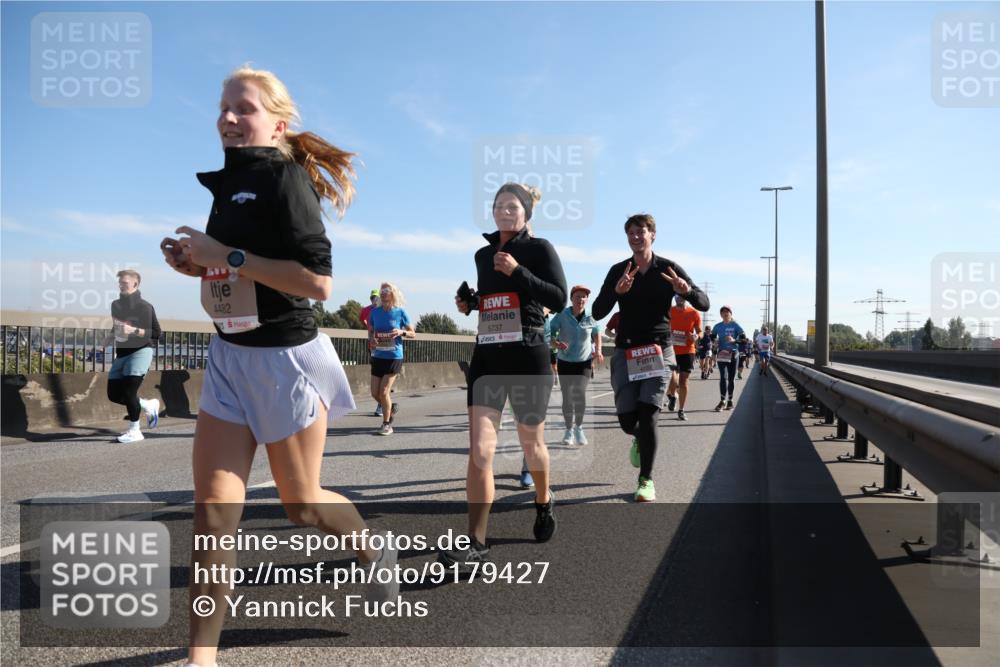 03.10.2025 - Köhlbrandbrückenlauf Yannick Fuchs http://msf.ph/oto/9179427 03.10.2025 11:19:32 Position 3 4482, 5737 meine-sportfotos.de