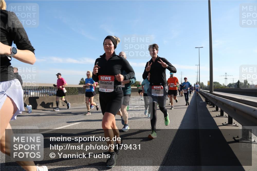03.10.2025 - Köhlbrandbrückenlauf Yannick Fuchs http://msf.ph/oto/9179431 03.10.2025 11:19:33 Position 3 5737, 4235 meine-sportfotos.de