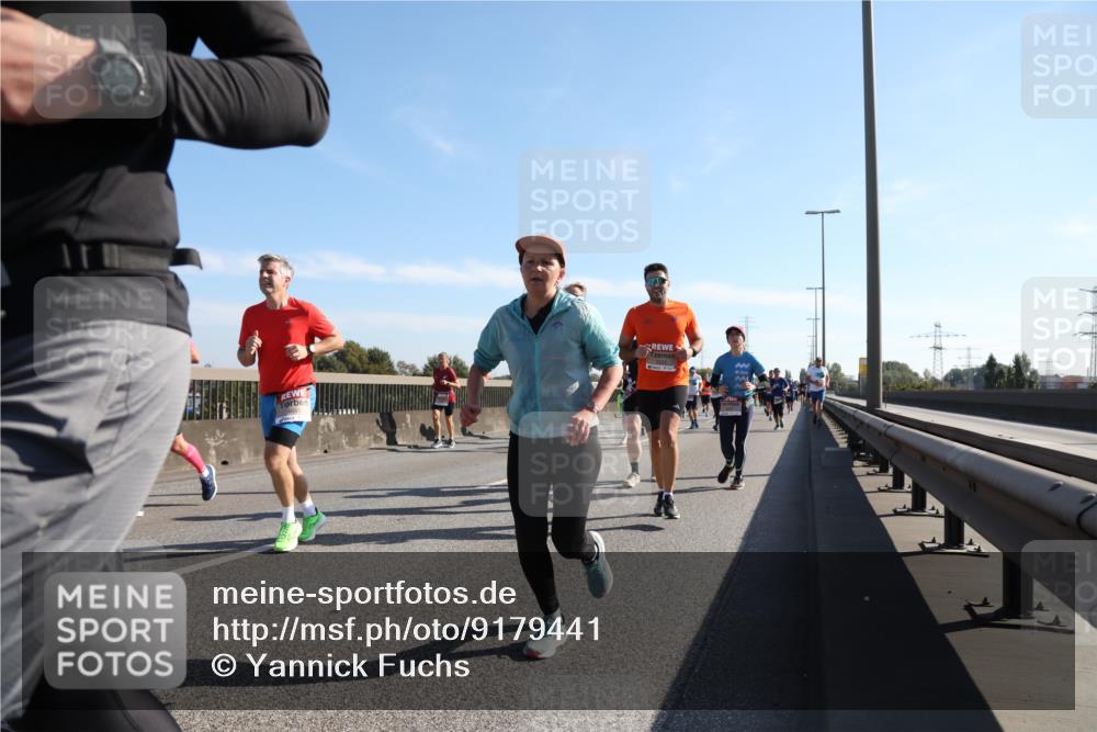 03.10.2025 - Köhlbrandbrückenlauf Yannick Fuchs http://msf.ph/oto/9179441 03.10.2025 11:19:34 Position 3  meine-sportfotos.de
