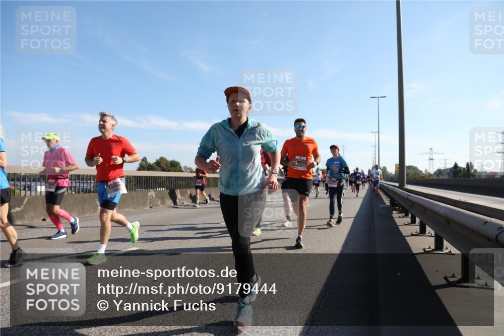 03.10.2025 - Köhlbrandbrückenlauf Yannick Fuchs http://msf.ph/oto/9179444 03.10.2025 11:19:34 Position 3  meine-sportfotos.de
